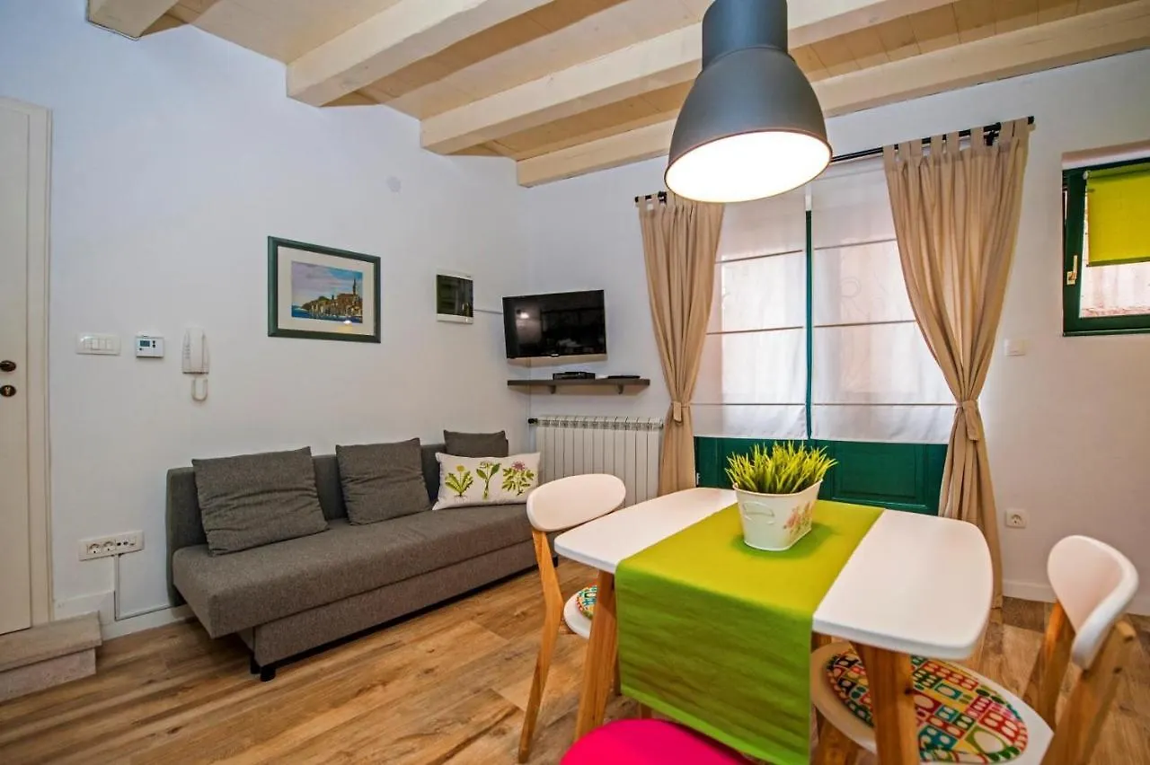 Apartments Tizi 罗维尼 4*,  克罗地亚